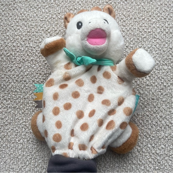 Sophie La Giraffe by Vulli Soft Plush Hand Puppet Toy Lovey the Giraffe Stuffed - Picture 5 of 5